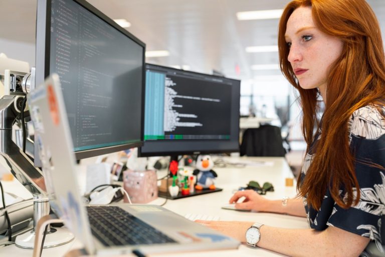 Verantwortungsbewusstsein in der Bewerbung begründen: Formulierungen & Beispiele Verantwortungsbewusstsein in der Bewerbung begründen: Formulierungen & Beispiele
